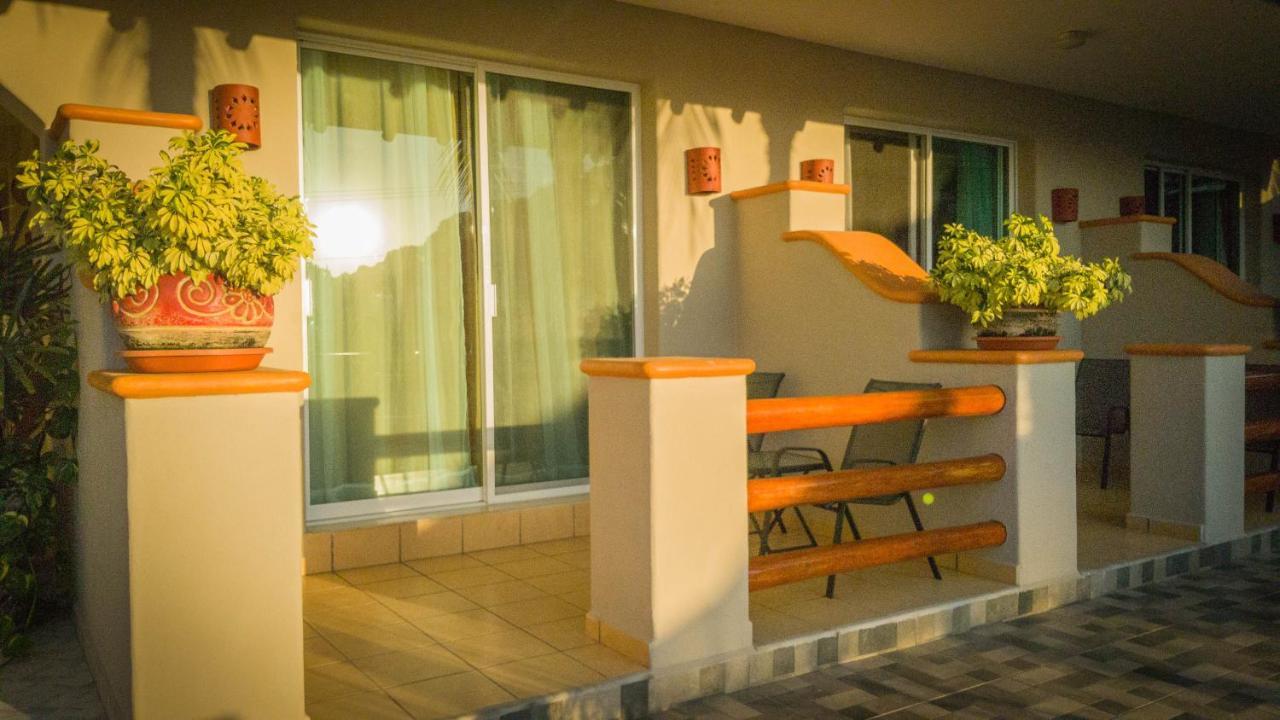 Bonito Hotel By Arans Сиуатанехо Экстерьер фото